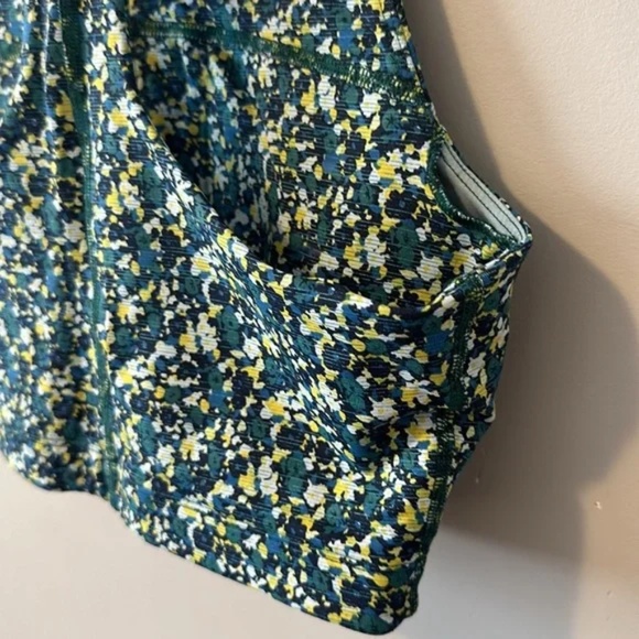 Outdoor Voices Floral Tech Sweat Move Free Crop Top - Picture 8 of 10